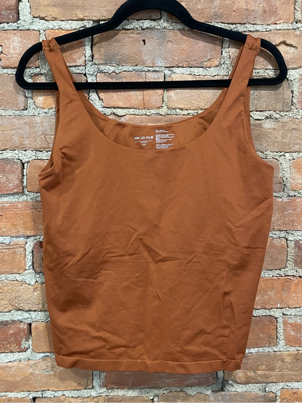 Avec Les Filles Stretch Tank Top with Built-in Bra | Rust-Brown | L/XL